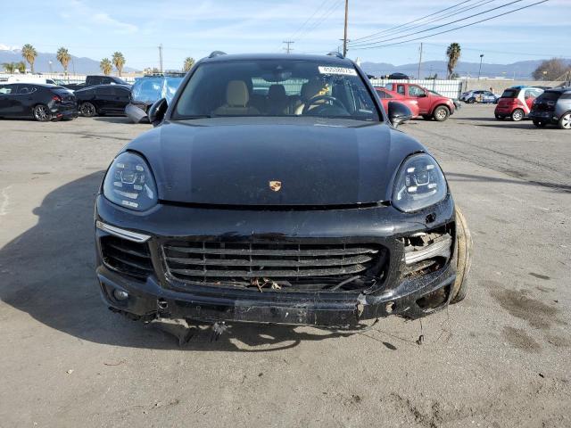 Photo 5 from auction – 2017 PORSCHE CAYENNE SE with VIN WP1AE2A24HLA74581