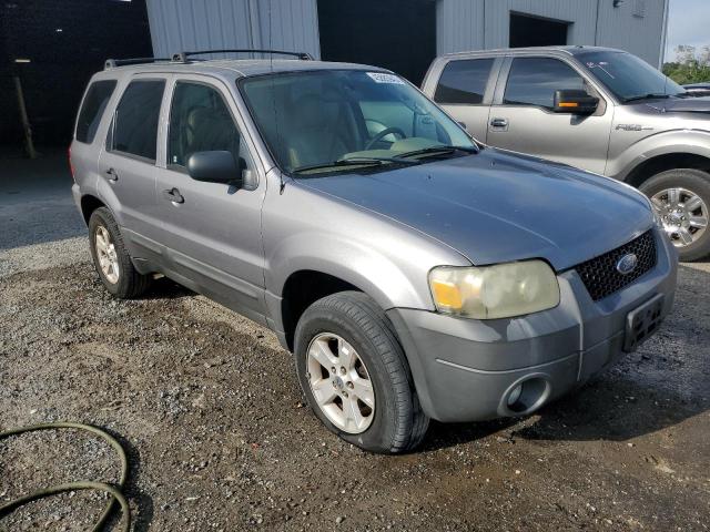 Photo 4 from auction – 2007 FORD ESCAPE XLT with VIN 1FMYU03127KB50200