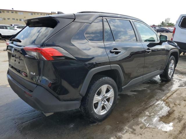 Photo 3 from auction – 2021 TOYOTA RAV4 XLE with VIN 2T3W1RFV7MC097540