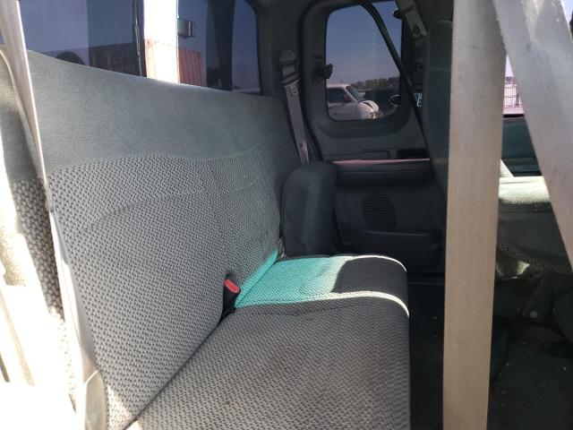 Photo 10 from auction – 2000 FORD F150 with VIN 1FTRX18LXYNA24697