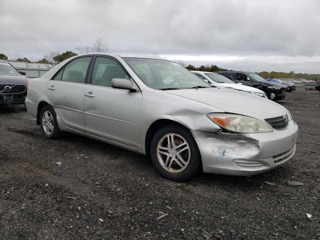 Photo 4 from auction – 2002 TOYOTA CAMRY LE with VIN 4T1BE32K12U613455