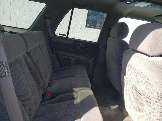 Photo 10 from auction – 2000 CHEVROLET BLAZER with VIN 1GNDT13W0Y2322000