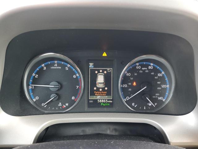 Photo 9 from auction – 2017 TOYOTA RAV4 LIMIT with VIN 2T3DFREVXHW566702