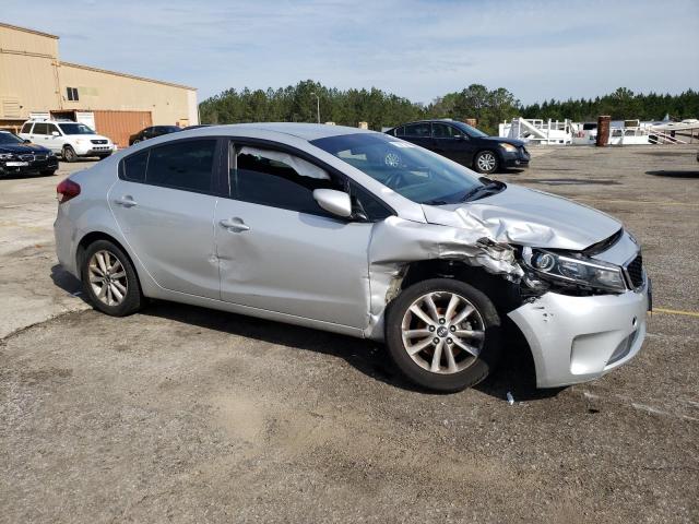 Photo 4 from auction – 2017 KIA FORTE LX with VIN 3KPFL4A72HE146892
