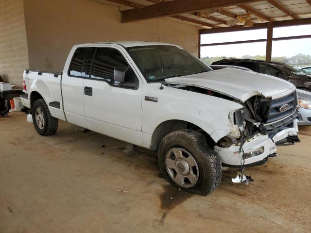 Photo 4 from auction – 2004 FORD F150 with VIN 1FTRX04W84KD83844