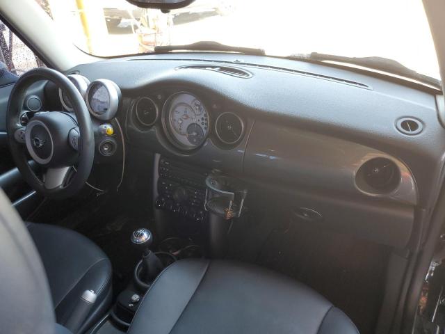 Photo 8 from auction – 2005 MINI COOPER with VIN WMWRC33455TC59331