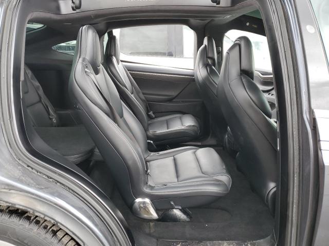 Photo 11 from auction – 2017 TESLA MODEL X with VIN 5YJXCBE27HF076985