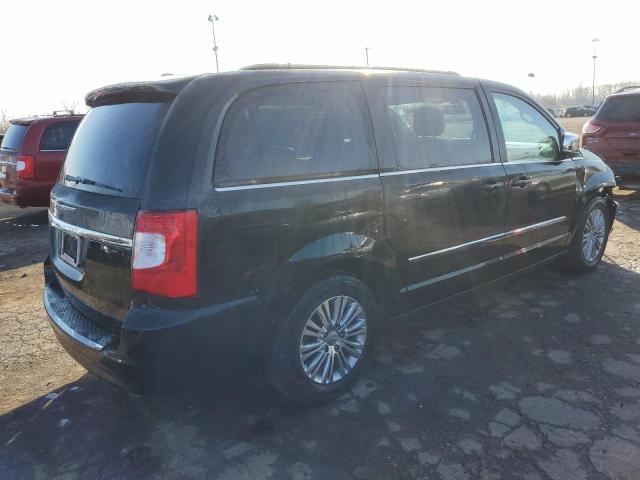 Photo 3 from auction – 2016 CHRYSLER TOWN & COU with VIN 2C4RC1CG5GR232610
