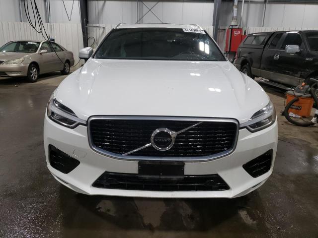 Photo 5 from auction – 2018 VOLVO XC60 T5 R- with VIN LYV102RM4JB117400