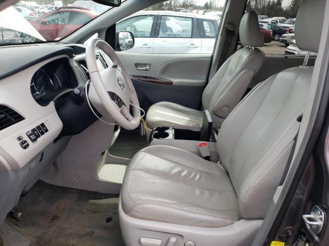 Photo 7 from auction – 2013 TOYOTA SIENNA XLE with VIN 5TDYK3DC7DS282966