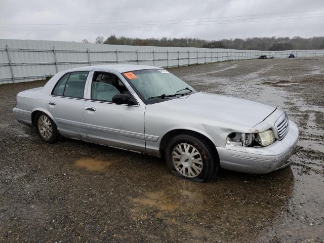 Photo 4 from auction – 2003 FORD CROWN VICT with VIN 2FAFP74W13X185605