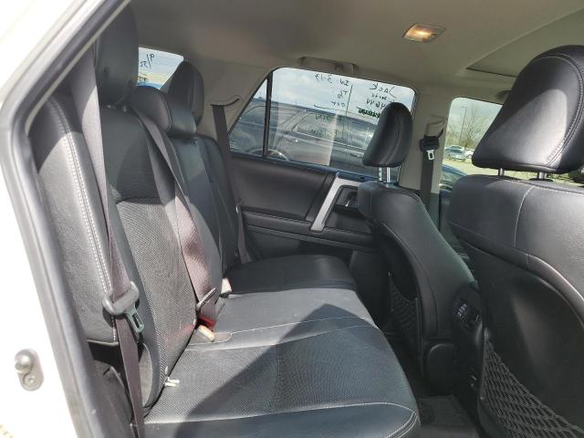 Photo 11 from auction – 2018 TOYOTA 4RUNNER SR with VIN JTEBU5JR8J5595705