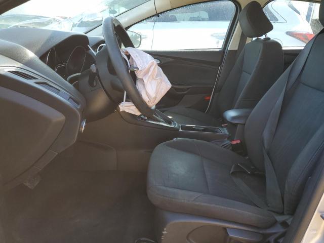 Foto 7 de la subasta – 2015 FORD FOCUS SE con VIN 1FADP3K25FL265054