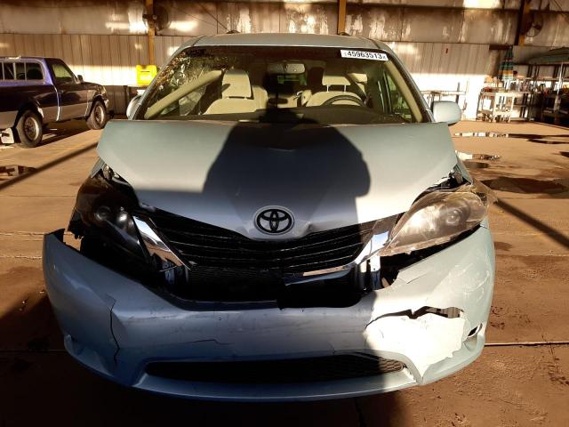 Photo 5 from auction – 2017 TOYOTA SIENNA LE with VIN 5TDKZ3DCXHS806506