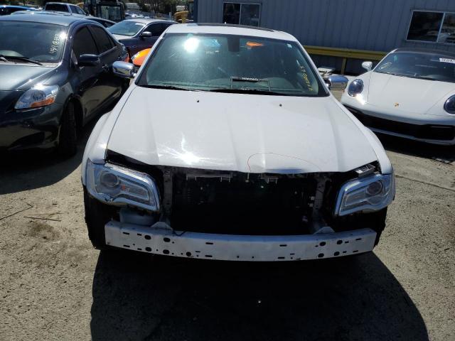 Photo 5 from auction – 2016 CHRYSLER 300C with VIN 2C3CCAKG1GH334729
