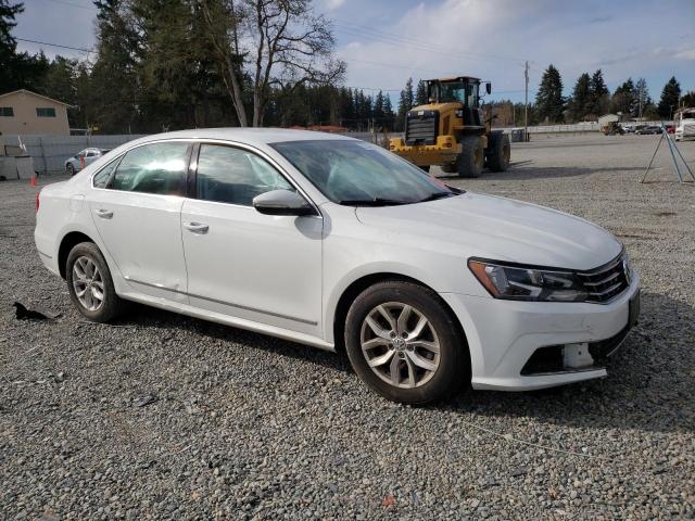 Photo 4 from auction – 2016 VOLKSWAGEN PASSAT S with VIN 1VWAT7A35GC052730