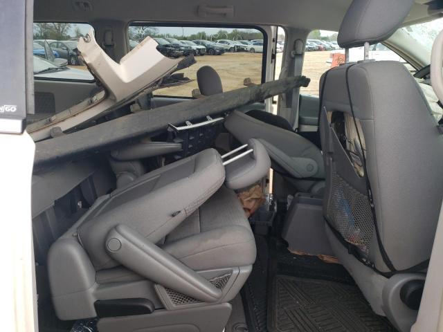 Photo 11 from auction – 2009 CHRYSLER TOWN & COU with VIN 2A8HR44E09R629761