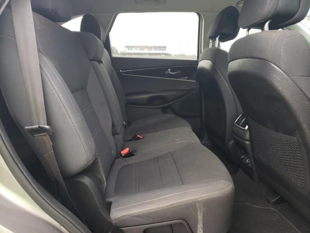 Photo 11 from auction – 2016 KIA SORENTO LX with VIN 5XYPG4A56GG179919