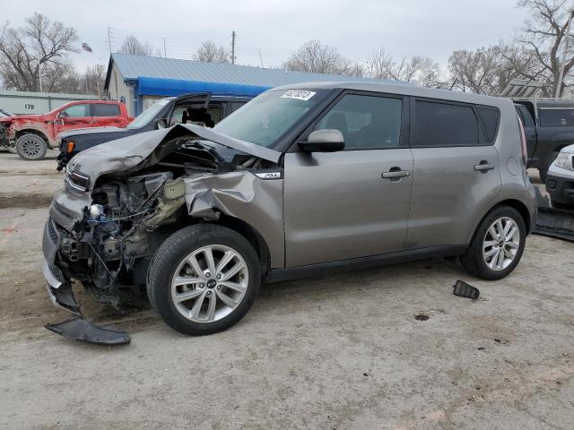 KIA SOUL + 2017 with VIN KNDJP3A55H7434686 - Photo from auction