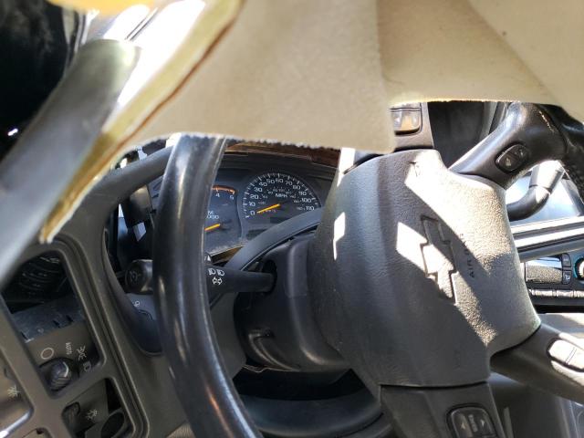 Photo 9 from auction – 2004 CHEVROLET SILVERADO with VIN 1GCHK231X4F151864