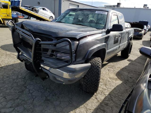CHEVROLET SILVERADO 2004 with VIN 1GCEK19T74E366579 - Photo from auction