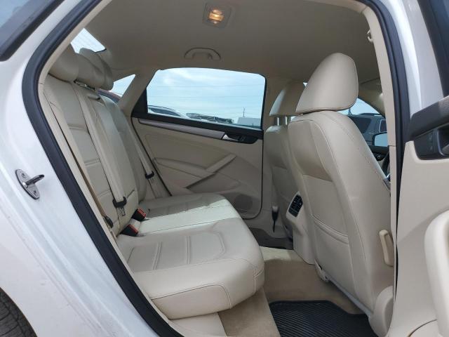 Photo 10 from auction – 2014 VOLKSWAGEN PASSAT SE with VIN 1VWBS7A31EC105928