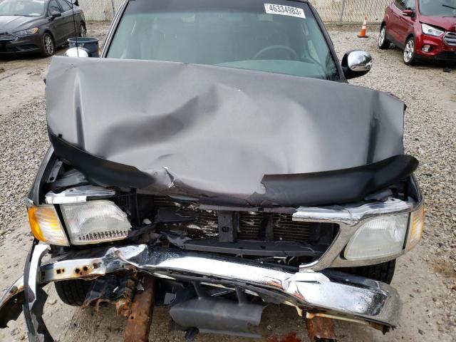 Photo 11 from auction – 2002 FORD F150 with VIN 1FTRX17WX2NB80385