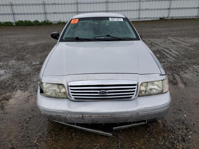 Photo 5 from auction – 2003 FORD CROWN VICT with VIN 2FAFP74W13X185605