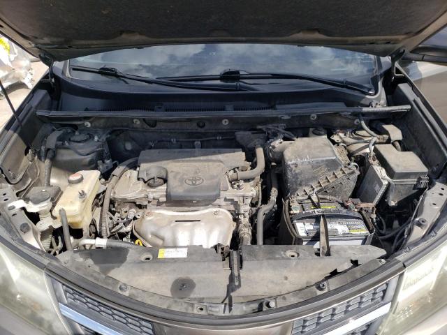 Photo 11 from auction – 2015 TOYOTA RAV4 LE with VIN JTMZFREV6FD066438