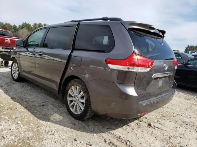Photo 2 from auction – 2011 TOYOTA SIENNA XLE with VIN 5TDYK3DC4BS034526