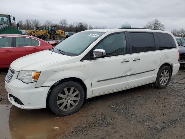 CHRYSLER TOWN & COU 2011 with VIN 2A4RR8DG4BR677204 - Photo from auction