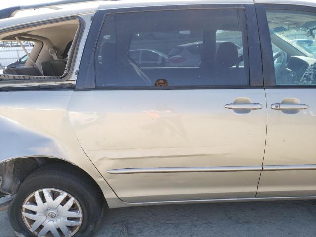Photo 11 from auction – 2004 TOYOTA SIENNA CE with VIN 5TDZA23C44S031485