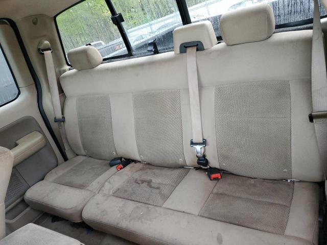 Photo 11 from auction – 2004 FORD F150 with VIN 1FTRX12W04FA03767