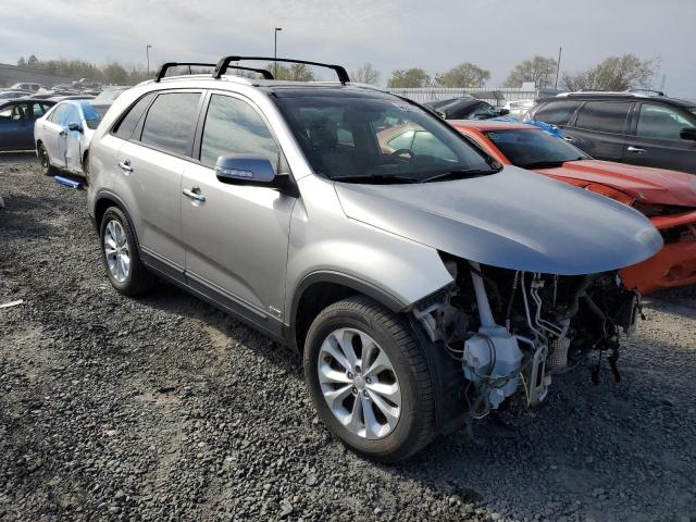 Photo 4 from auction – 2014 KIA SORENTO EX with VIN 5XYKUDA79EG531232