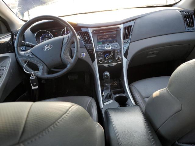 Photo 8 from auction – 2011 HYUNDAI SONATA SE with VIN 5NPEC4AC5BH102056