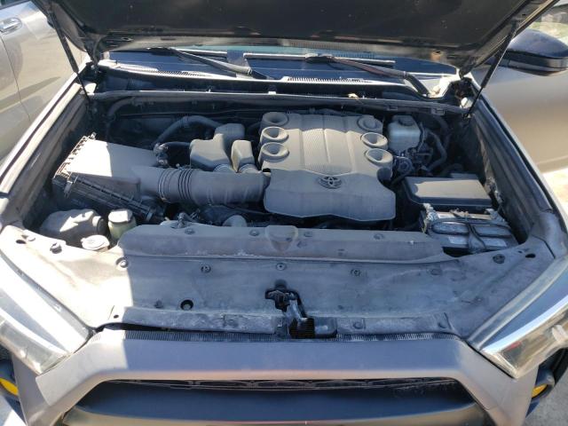 Photo 12 from auction – 2015 TOYOTA 4RUNNER SR with VIN JTEBU5JR3F5221493