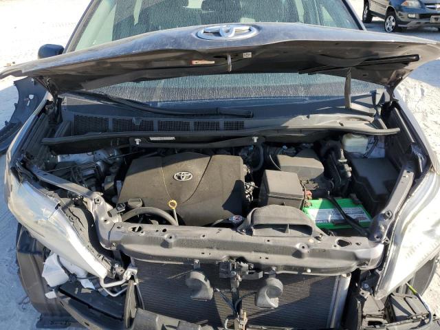 Photo 11 from auction – 2017 TOYOTA SIENNA with VIN 5TDZZ3DC4HS799888