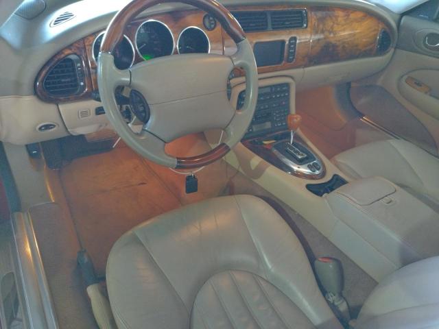 Photo 8 from auction – 2005 JAGUAR XK8 with VIN SAJDA42C352A44491