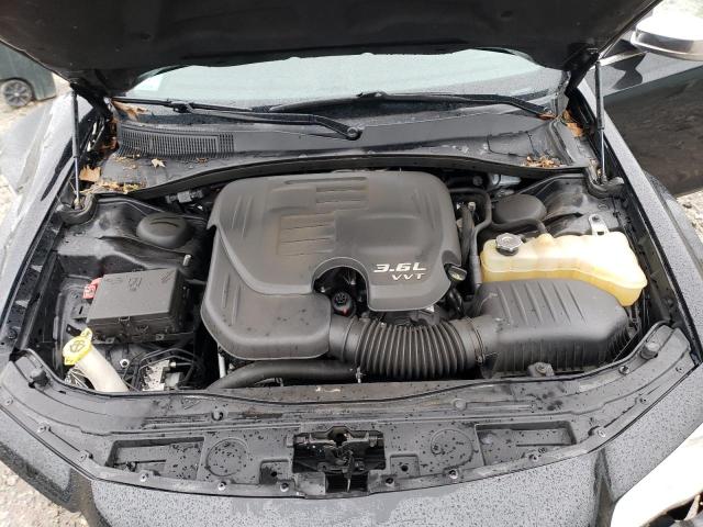 Photo 11 from auction – 2018 CHRYSLER 300 LIMITE with VIN 2C3CCAEG9JH194190