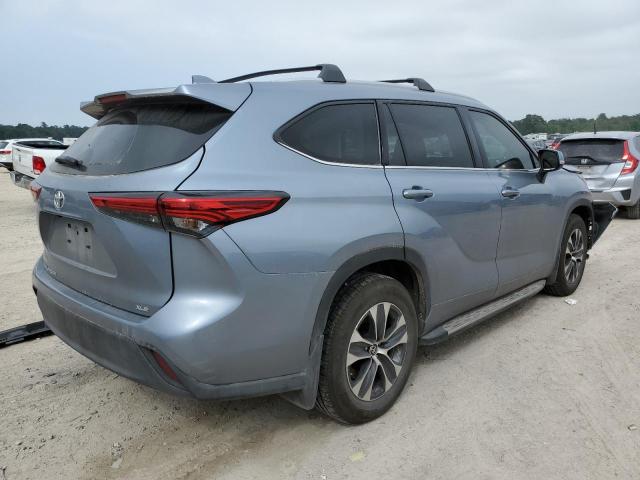 Photo 3 from auction – 2022 TOYOTA HIGHLANDER with VIN 5TDGZRAH5NS136965