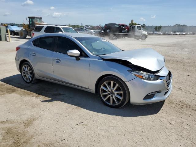 Photo 4 from auction – 2017 MAZDA 3 TOURING with VIN JM1BN1V74H1106219