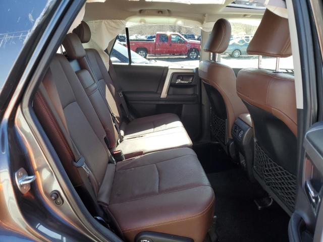 Photo 11 from auction – 2020 TOYOTA 4RUNNER SR with VIN JTEBU5JR2L5782294