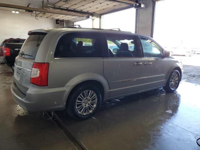 Photo 3 from auction – 2013 CHRYSLER TOWN & COU with VIN 2C4RC1CG0DR625460