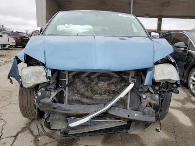 Photo 5 from auction – 2011 CHRYSLER TOWN & COU with VIN 2A4RR8DG4BR746912