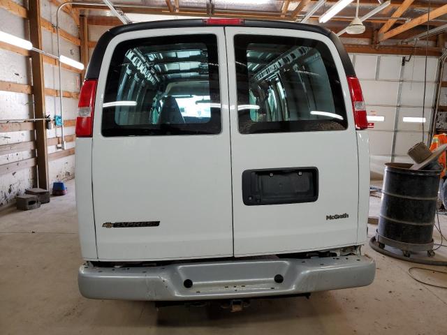 Photo 6 from auction – 2017 CHEVROLET EXPRESS G2 with VIN 1GCWGAFG2H1203168
