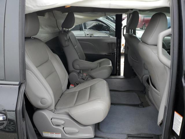 Photo 11 from auction – 2015 TOYOTA SIENNA XLE with VIN 5TDYK3DC4FS578014