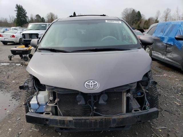 Photo 5 from auction – 2013 TOYOTA SIENNA XLE with VIN 5TDYK3DC7DS282966