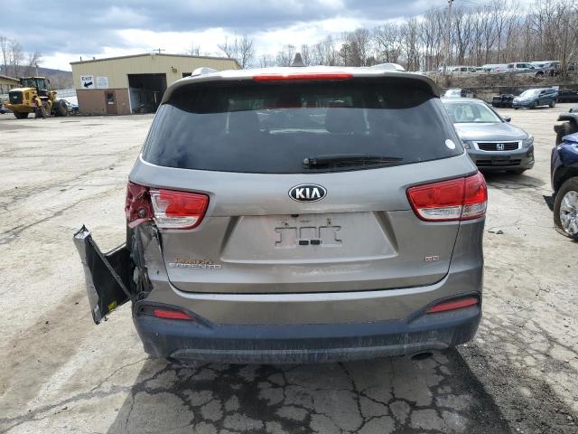 Photo 6 from auction – 2016 KIA SORENTO LX with VIN 5XYPGDA39GG059840