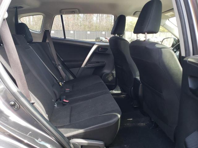Photo 11 from auction – 2015 TOYOTA RAV4 LE with VIN JTMBFREV6FJ032745