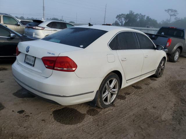 Photo 3 from auction – 2012 VOLKSWAGEN PASSAT SEL with VIN 1VWCN7A34CC097347